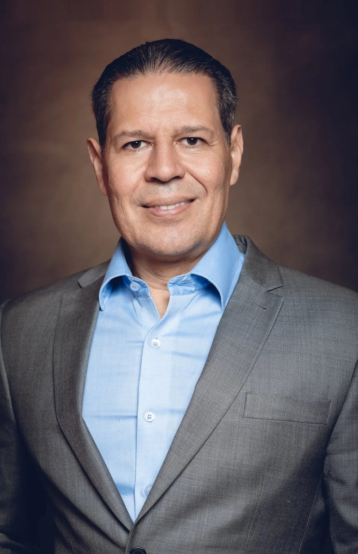 Dr. Gustavo Coelho